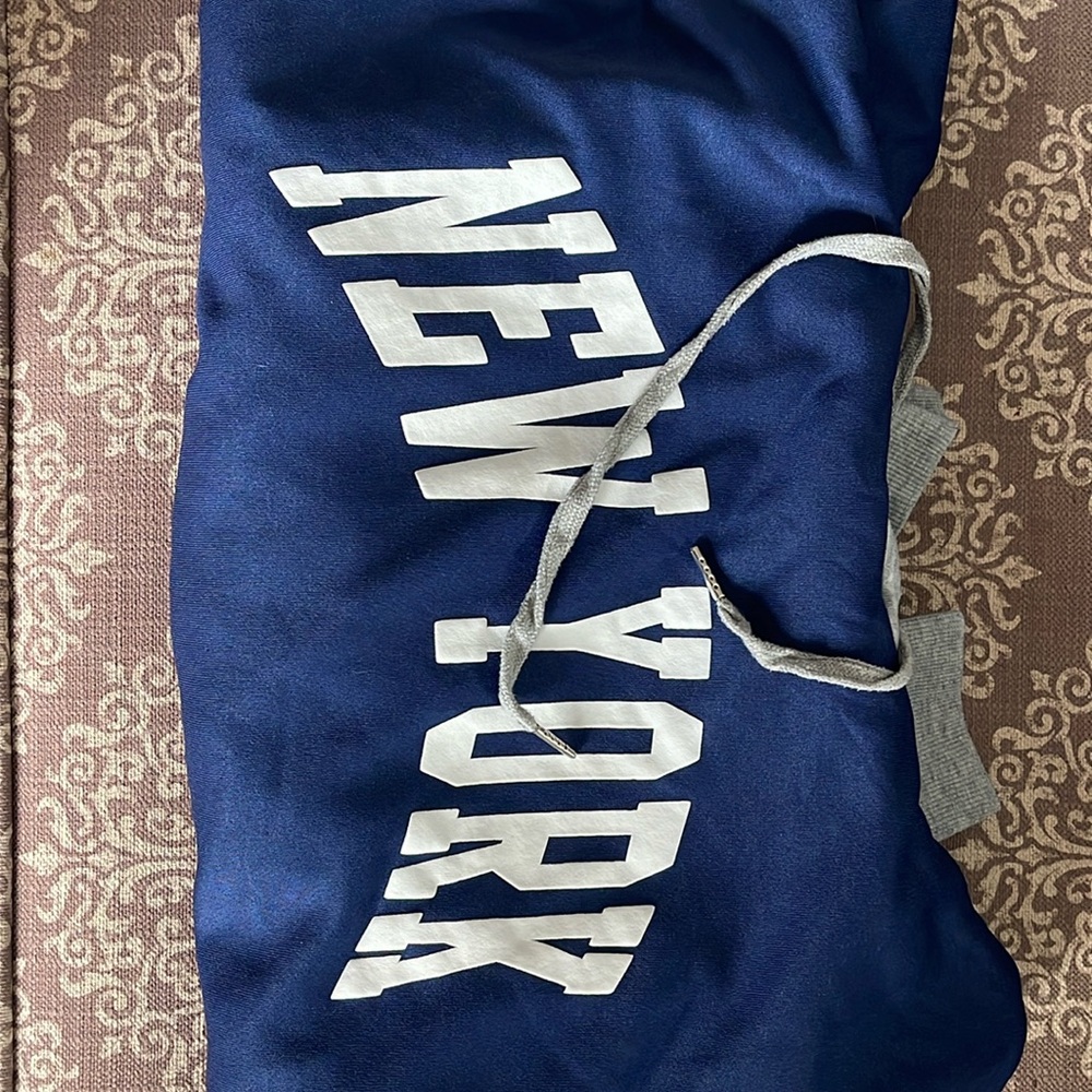 SHEIN sweat shirt; new never been worn